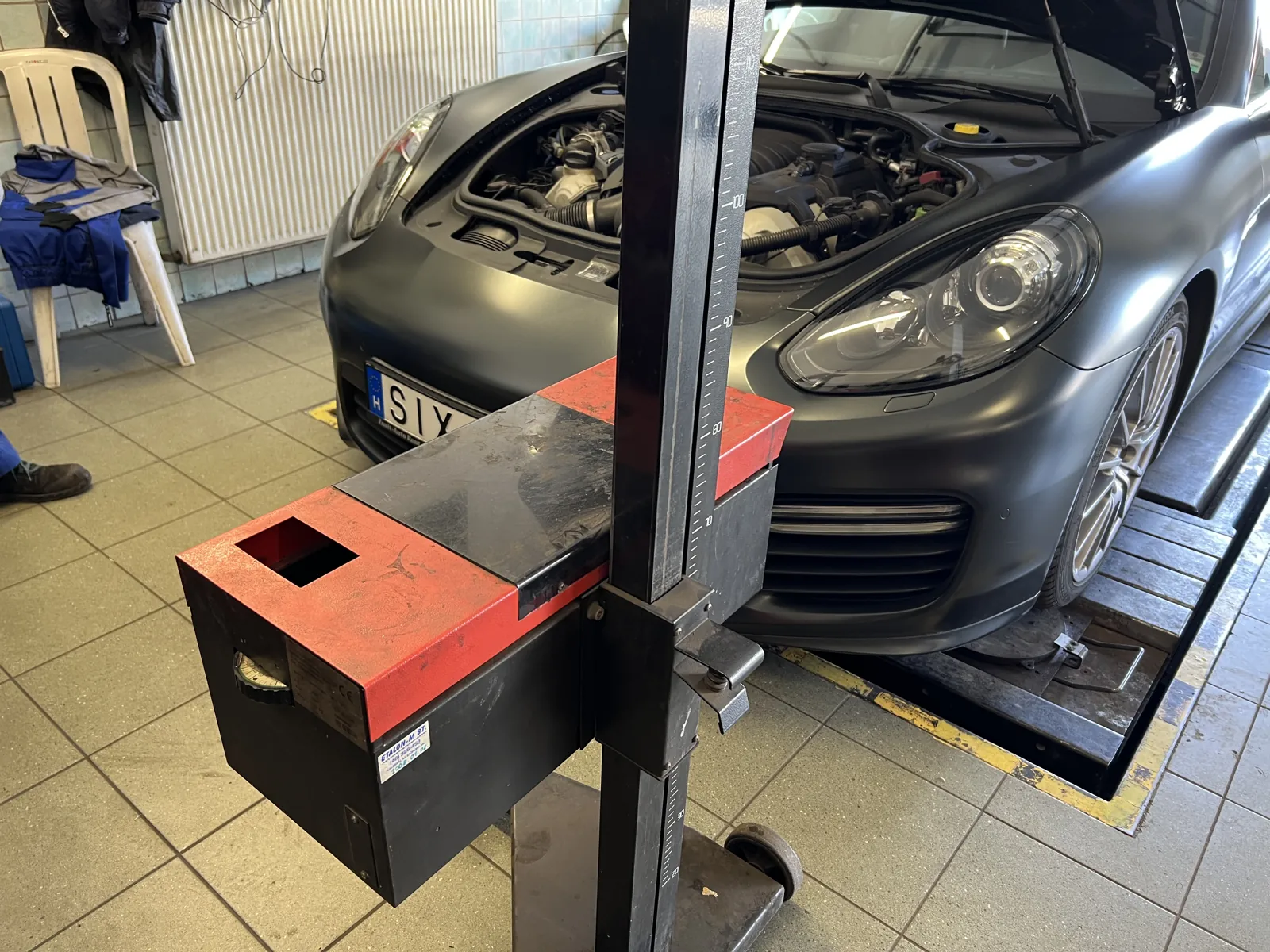 Fényszóró beállítás, javítás Miskolcon, Schnell Service Miskolc